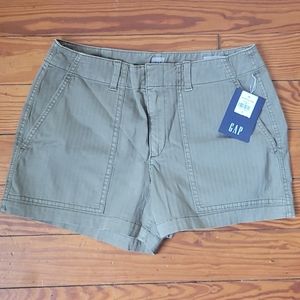 Gap shorts